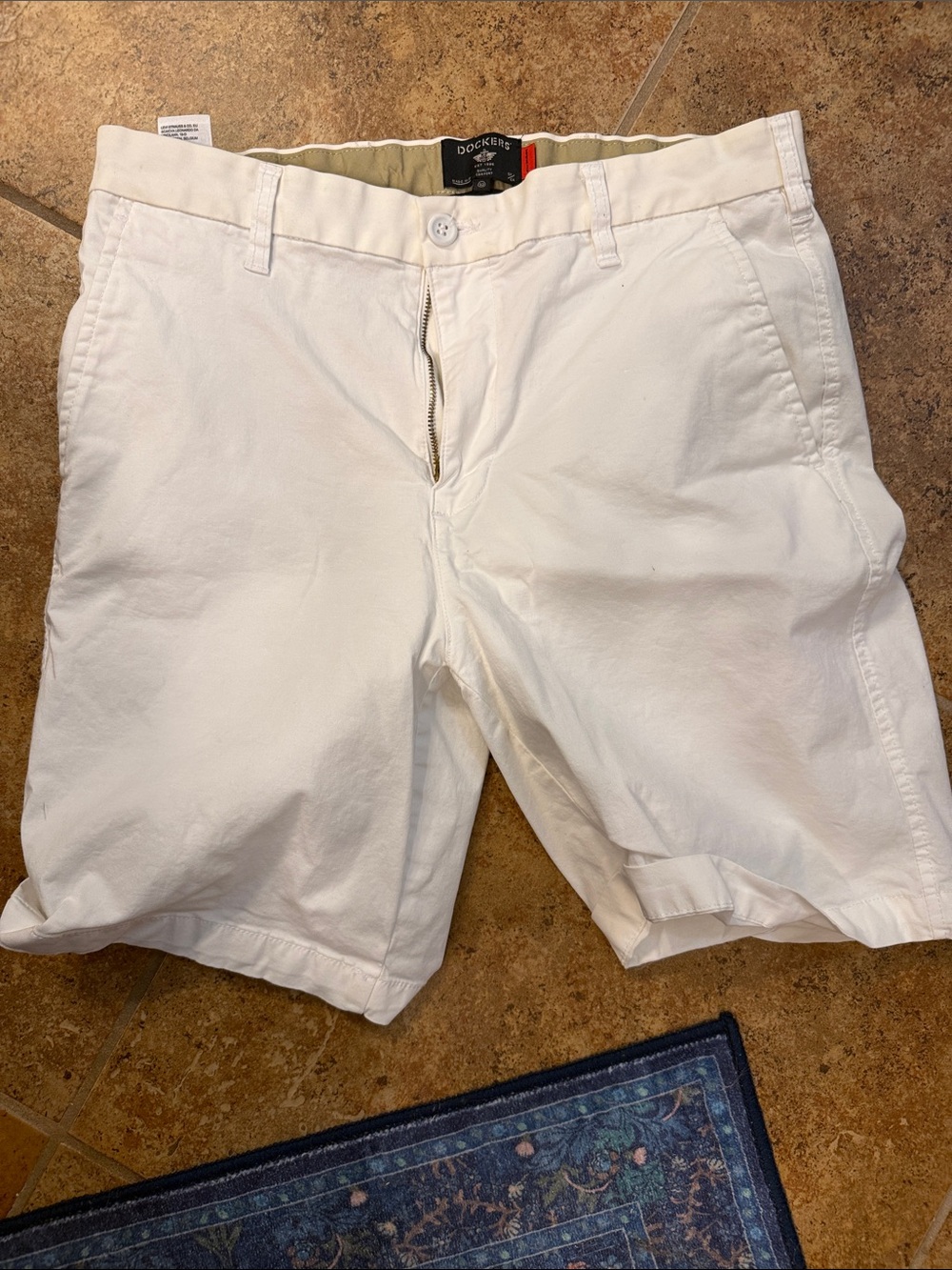 Dockers White Flat-Front Men's Chino Shorts